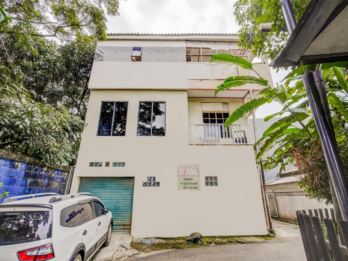 Spot On 91186 Losmen Yanti Bandung Exterior foto